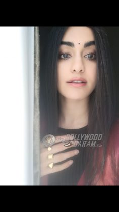 Adah-Sharma-Falanuma-Palace-1