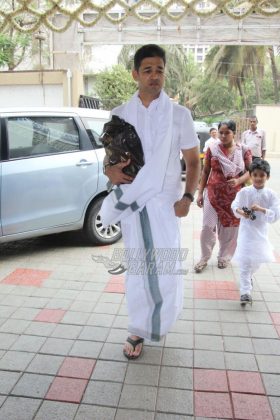 Aishwarya Rai Bachchan's father's thirteenth day prayer meeting